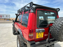 Load image into Gallery viewer, SOLD! &quot;Big Red&quot; Land Rover Discovery 3.9L V8
