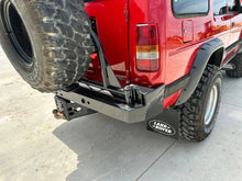 Load image into Gallery viewer, SOLD! &quot;Big Red&quot; Land Rover Discovery 3.9L V8
