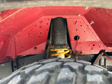 Load image into Gallery viewer, SOLD! &quot;Big Red&quot; Land Rover Discovery 3.9L V8
