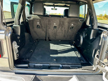 Load image into Gallery viewer, 2018 JEEP WRANGLER UNLIMITED RUBICON
