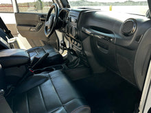 Load image into Gallery viewer, 2012 JEEP WRANGLER UNLIMITED
