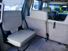 Load image into Gallery viewer, SOLD! 1999 &quot;The Green New Deal&quot; Land Rover Discovery
