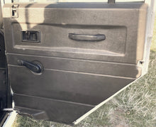 Load image into Gallery viewer, SOLD! 1987 &quot;Preston&quot; Defender 130
