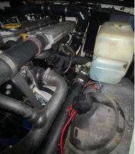 Load image into Gallery viewer, SOLD! 1987 &quot;Preston&quot; Defender 130
