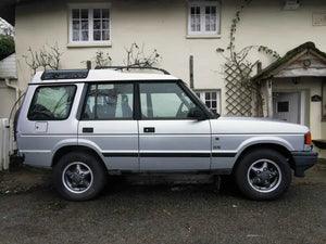 "Great Wishford" Land Rover Discovery 300 TDi (ARRIVING SOON!)