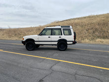 Load image into Gallery viewer, SOLD! 1997 &quot;The Squire&quot; Land Rover Discovery SD
