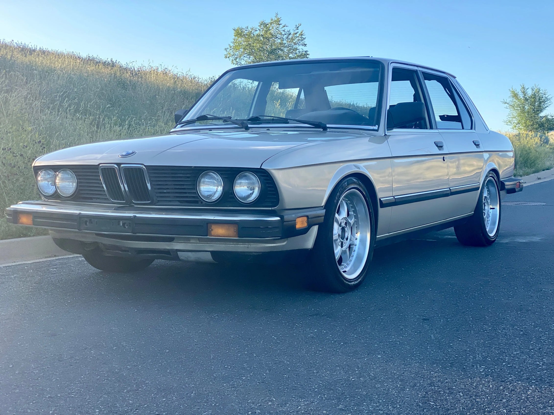 SOLD! 1988 BWM E28 535i BMW