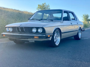 SOLD! 1988 BWM E28 535i