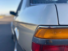 Load image into Gallery viewer, SOLD! 1988 BWM E28 535i
