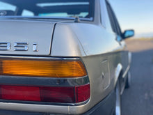 Load image into Gallery viewer, SOLD! 1988 BWM E28 535i
