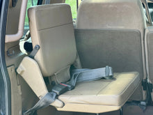 Load image into Gallery viewer, SOLD: 1998 &quot;The Syracuse&quot; Land Rover Discovery SD
