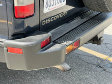 Load image into Gallery viewer, SOLD: 1998 &quot;The Syracuse&quot; Land Rover Discovery SD
