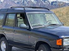 Load image into Gallery viewer, SOLD: 1998 &quot;The Syracuse&quot; Land Rover Discovery SD
