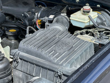 Load image into Gallery viewer, SOLD: 1998 &quot;The Syracuse&quot; Land Rover Discovery SD
