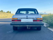 Load image into Gallery viewer, SOLD! 1988 BWM E28 535i
